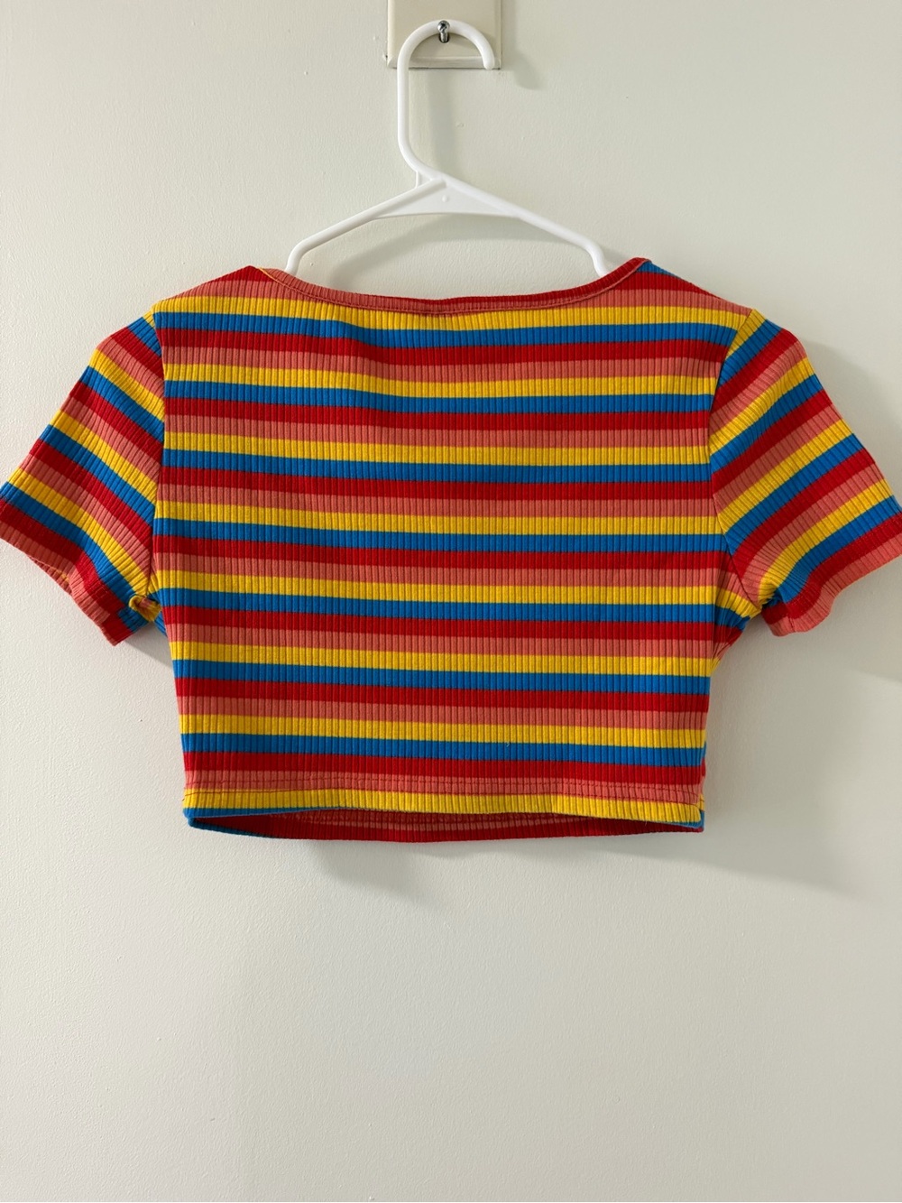 SHEIN Crop Top Women Medium Multicolor Like New Rainbow Ribbed Scoop Neck Stripe - Picture 3 of 4